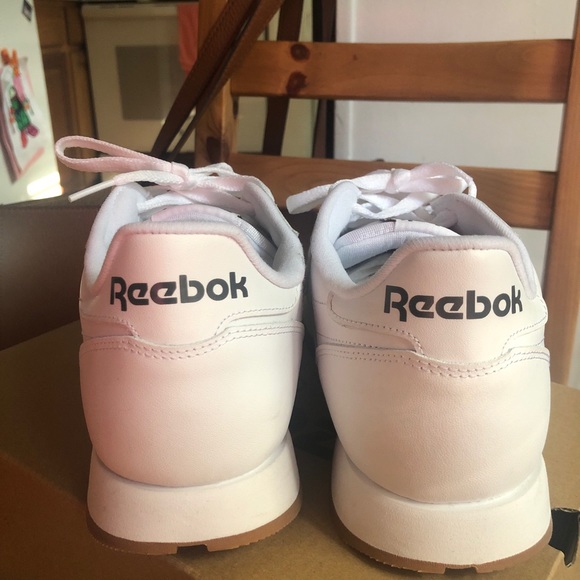 Reebok Classic - Picture 4 of 7